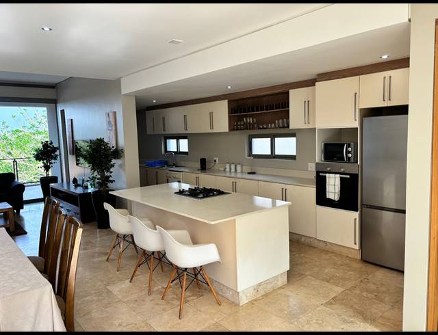 3 BEDROOM TOWNHOUSE FOR SALE IN ZIMBALI ESTATE
